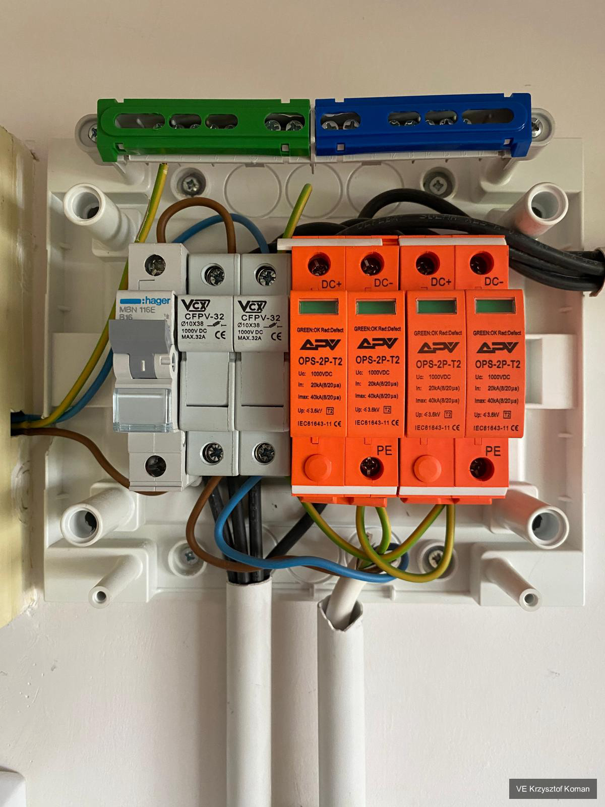 Stopione złącza MC4 w instalacji PV